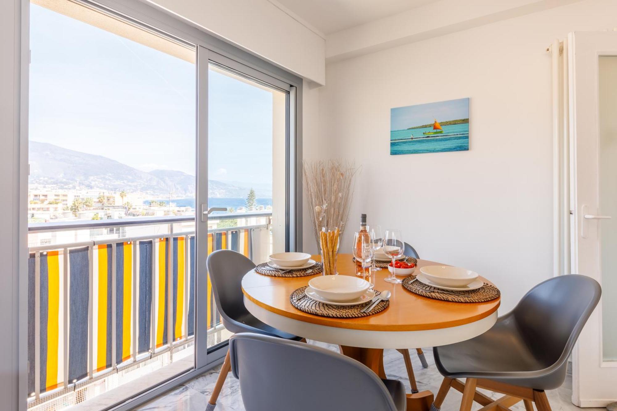 Apartment La Perle 2p Vue Terrasse 2 Mins Garage Clim Roquebrune-Cap-Martin
